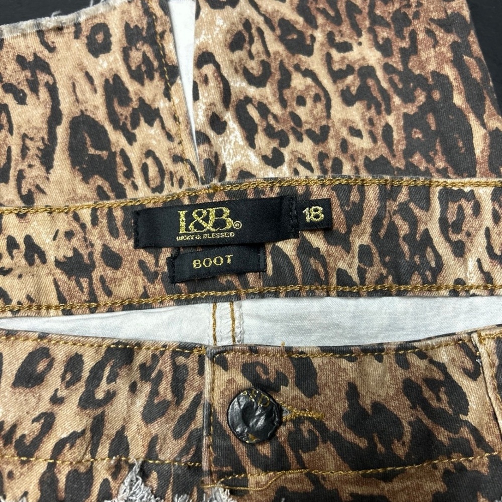 L&B Animal Print Pants - Picture 4 of 7